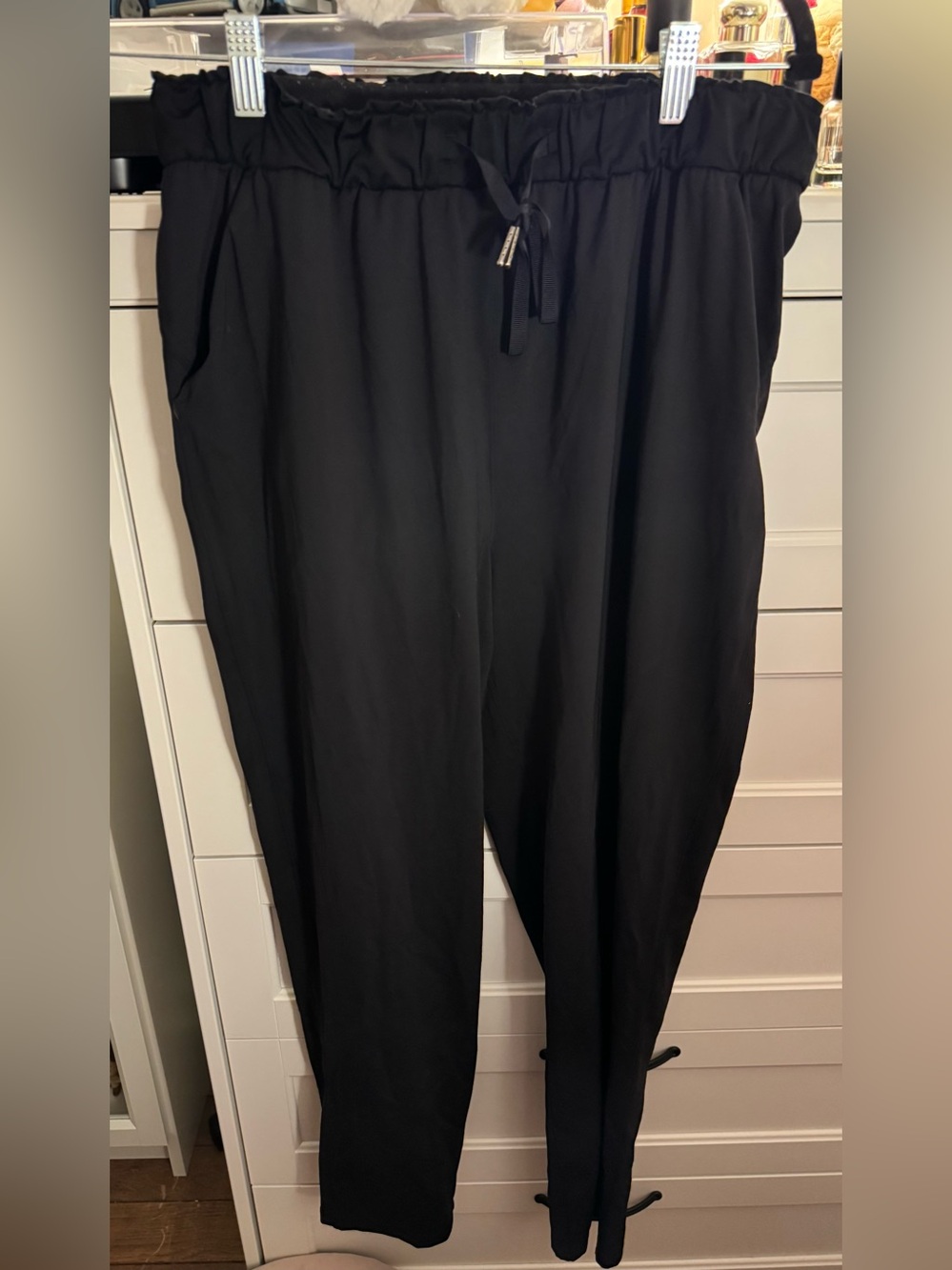 Lululemon Keep Moving Pant Women’s size 10